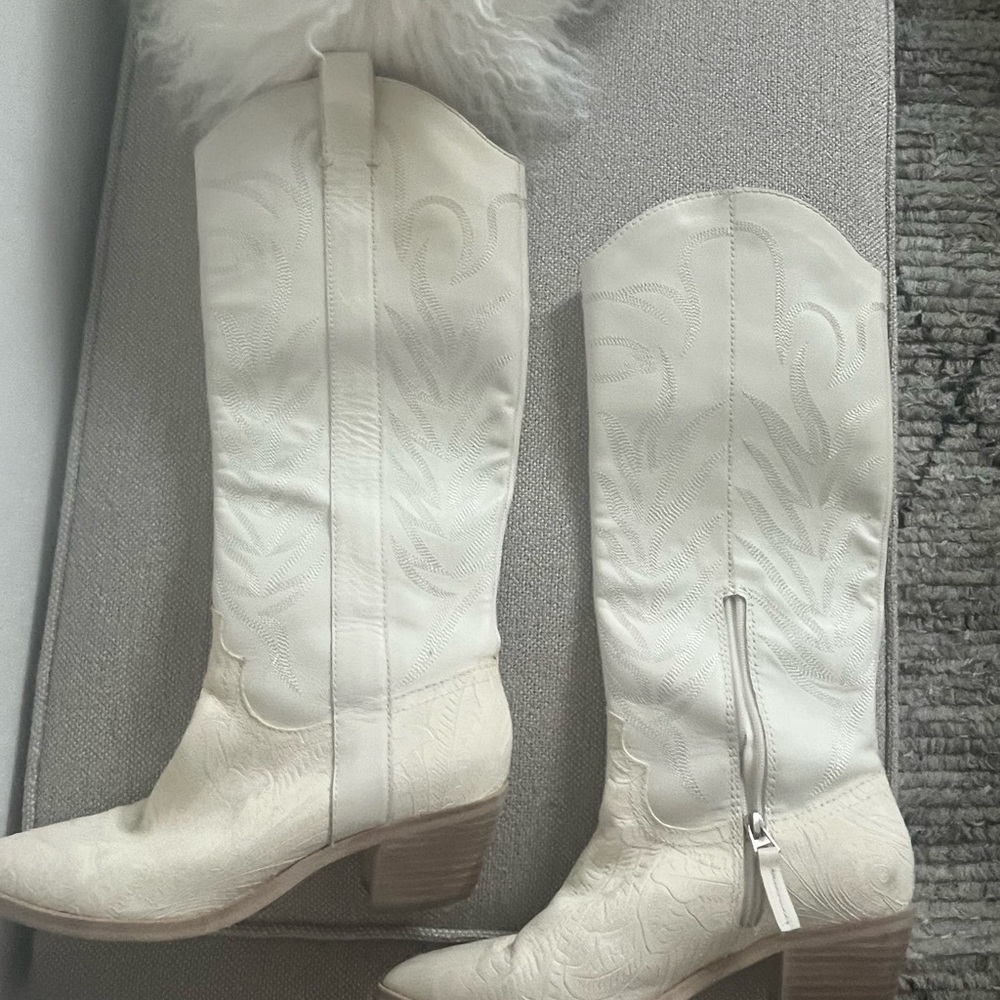 Dolce Vita Solei Cowboy Boots - Picture 4 of 8